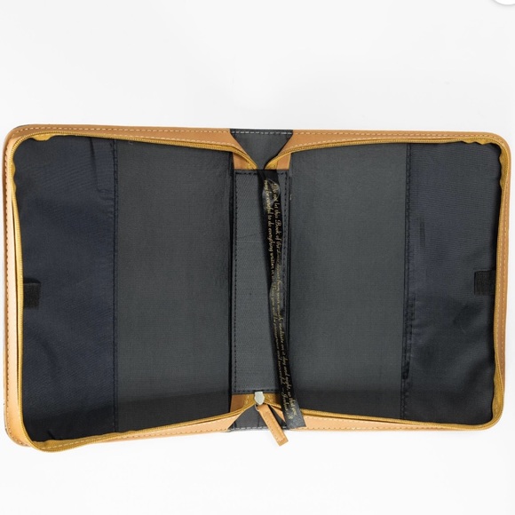 Divinity Boutique/X-Large Faux Leather Bible Cover/11"L x 8"W - Picture 10 of 16